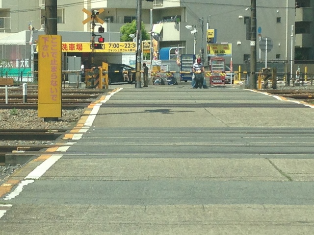 開かずの踏切 JR東淀川駅西口